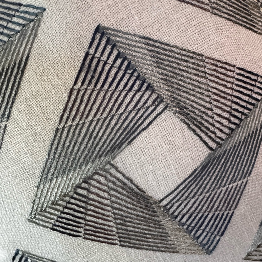 Geometric Pattern Throw Pillow - Picture 7 of 7